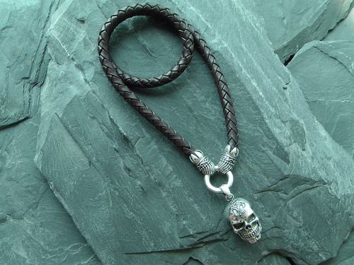 NECKLACE WITH A 925 SILVER PENDANT #23